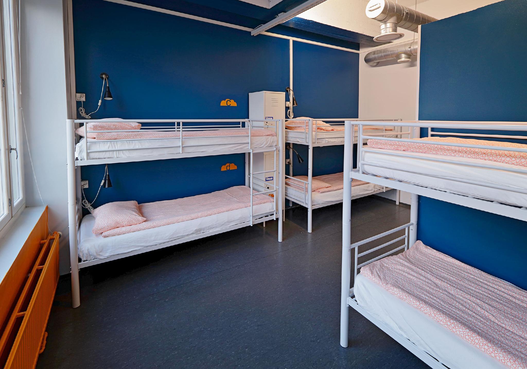 Bed in Gemengde Slaapzaal met 8 Bedden